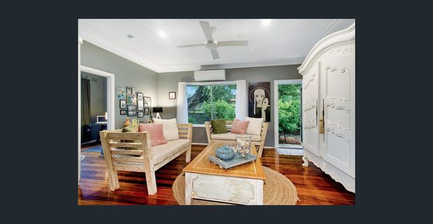 Family Home Backing Mona Vale Golf Course - Photo 1