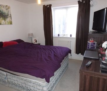Kingston Road, Portsmouth - Photo 5