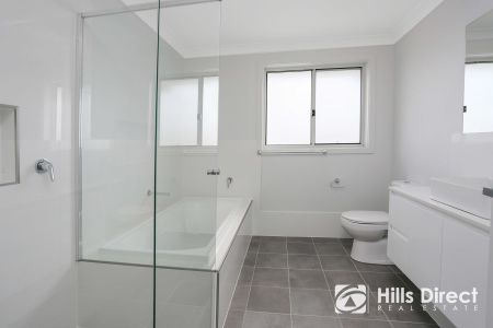 Large Family Home - Photo 3