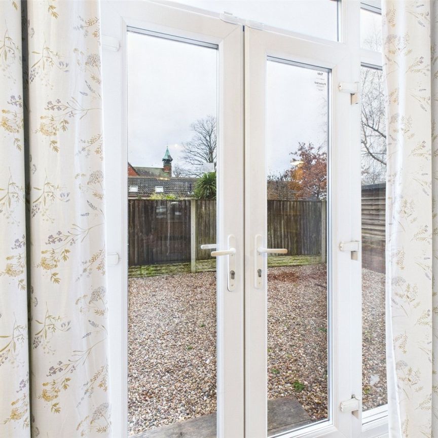 St. Judes Avenue, Nottingham, Nottinghamshire, NG3 - Photo 1