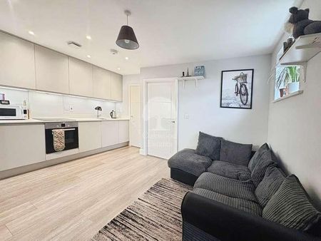 South Road, Maidenhead, SL6 - Photo 3