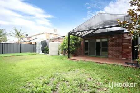 14 Metcalf Way, Point Cook VIC, Belconnen - Photo 5