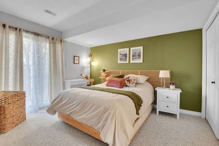 For Lease - 131 TALL PINES Pine, South of Baseline to Knoxdale, Ontario - Photo 2