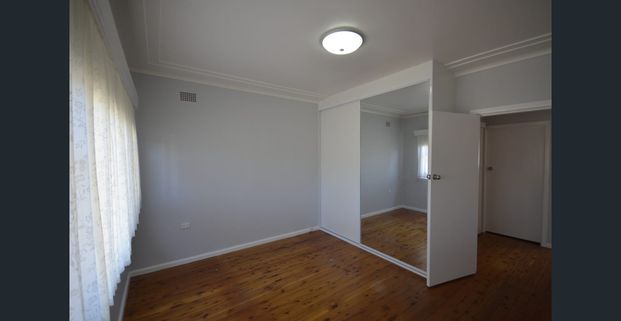 CUTE & COSY COTTAGE - Photo 1