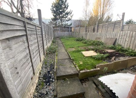 Lily Road, Yardley - Photo 4