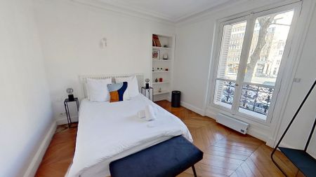 Location Appartement 5 pièces 140m² - Photo 4