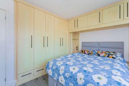 Croxley Rise, Maidenhead, SL6 - Photo 3