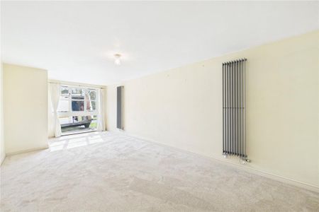 4 bedroom townhouse to rent - Photo 2
