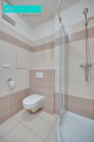 Pronájem krásného bytu o dispozici 1+kk s prostorným sklepem, ul. Edvarda Beneše v Olomouci. - Photo 5