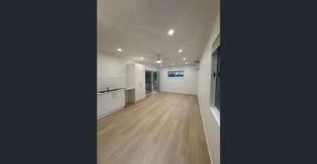 Brand New 3 Bedroom Home in a Prime Location! - Photo 3