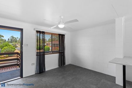 2/11 Tame Street, 4350, South Toowoomba Qld - Photo 2