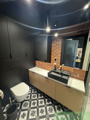 Wyjątkowe mieszkanie loftowe z pięknym widokiem - Photo 1