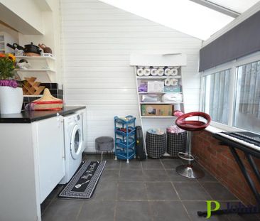 3 bedroom terraced house to rent - Photo 5