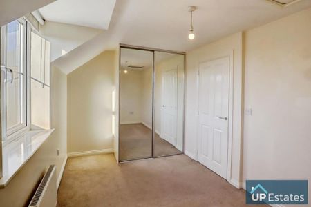 4 bedroom terraced house to rent - Photo 4