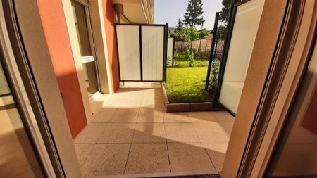 location Appartement T2 DE 39.79m² À NEUILLY PLAISANCE - Photo 2