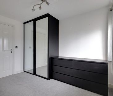 2 bedroom coach house to rent - Photo 5