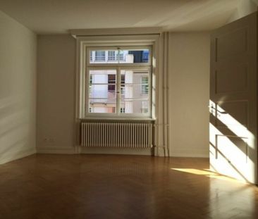 City life in Altbauwohnung - Foto 3