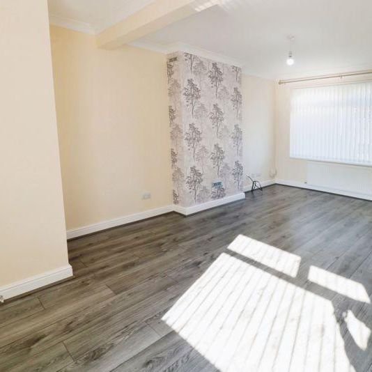 2 bedroom terraced house to rent - Photo 1