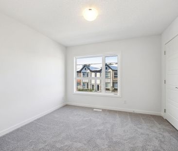 850 Belmont Drive SW, Calgary - Photo 2