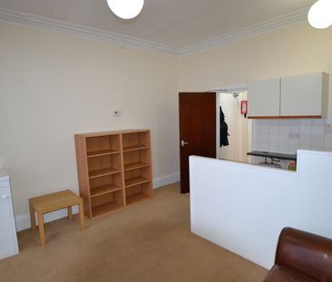 1 Bed Flat, Shirley Road, B27 - Photo 3