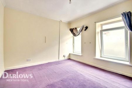 2 bedroom end of terrace house to rent - Photo 4