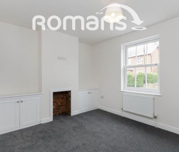 4 bedroom semi-detached house to rent - Photo 1