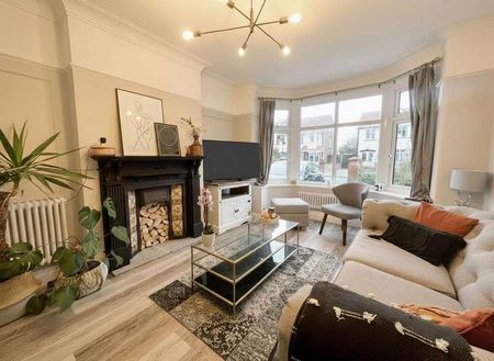 Cleveleys Road, Southport, PR9 - Photo 2