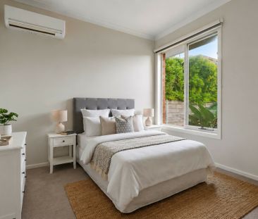 Modern 3-Bedroom Family Living in a Convenient Hallam Location - Photo 3