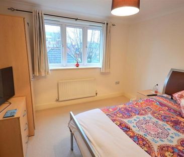 2 Bedroom Apartment To Let - Photo 6