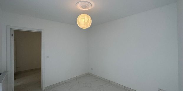 Appartement te huur in Oostende voor € 850 met 2 slaapkamers - Foto 1