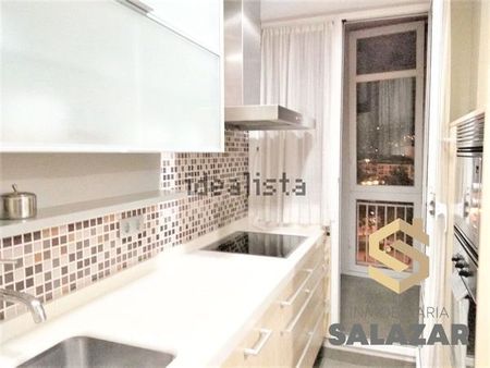 Alquiler de piso en Calle Elexabarri - Photo 4