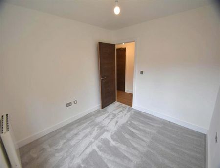 2 Bedroom Apartment To Let - Photo 2