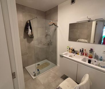 Menen - Lichtrijk appartement met 2 slaapkamers - Foto 3
