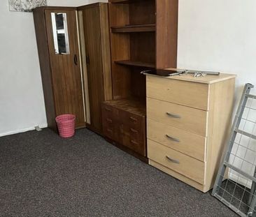 Room in a Shared House, Chesterton Road, E13 - Photo 3