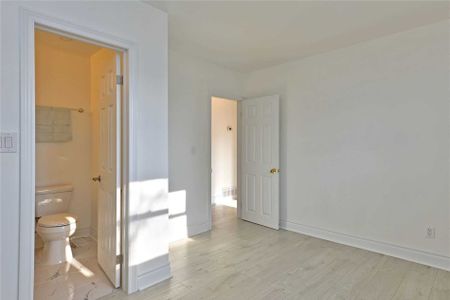 For Lease - 315 Muriel Avenue Unit# Main Floor, Oshawa, Ontario - Photo 3