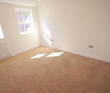 1 bedroom terraced house to rent - Photo 6