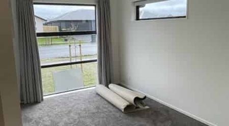 Modern Living in the Heart of Acland Park - Photo 2