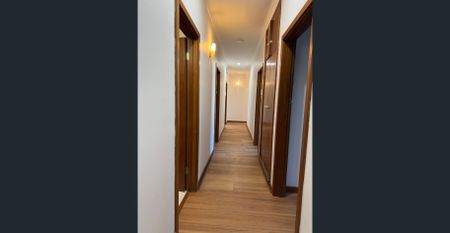 Spacious 4x2 Family Home in East Victoria Park - Photo 3