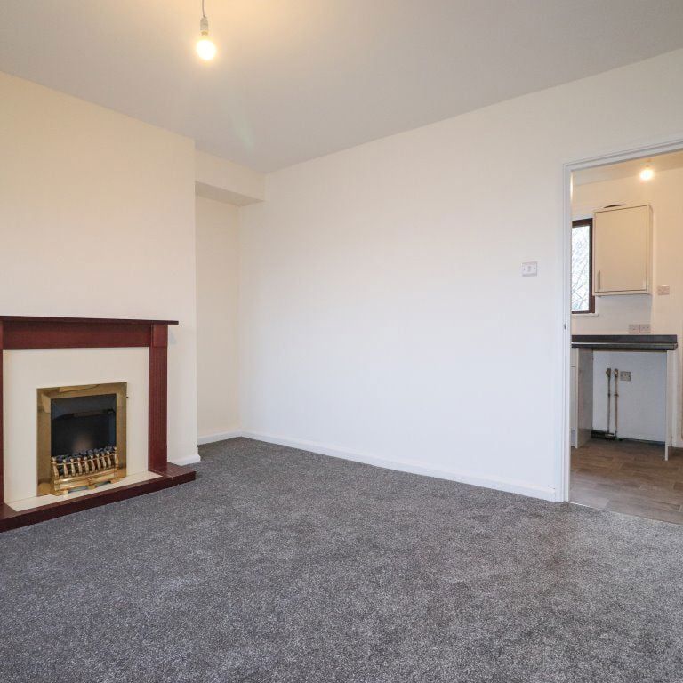 Terraced House in Henderson Road, Currock, Carlisle - Photo 1