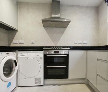 4 bedroom terraced house to rent - Photo 5