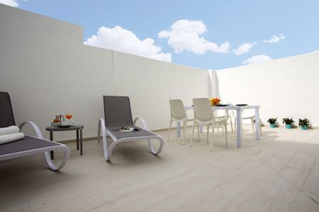 Luminosa vivienda con terraza en Ruzafa - Photo 3