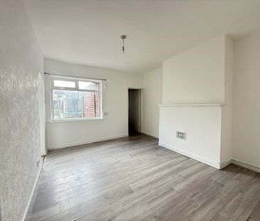 Deacon Crescent, Doncaster. DN11 0SY - Photo 3