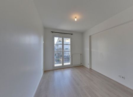 Location appartement 3 pièces, 55.84m², Le Plessis-Robinson - Photo 2