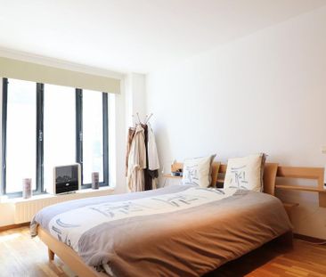 Appartement te huur in Ukkel voor € 1.300 met 1 slaapkamer - Photo 1