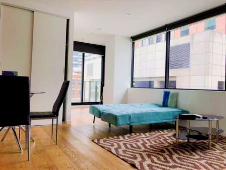 2 Bed, 1 Bath - Photo 2