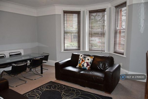 2 bedroom flat to rent - Photo 1