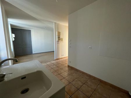 Location Appartement 2 pièces 38m² ST RAMBERT D ALBON 26140 - Photo 5