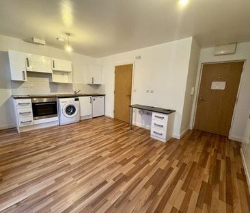 Clyde Court, Leicester, LE1 - Photo 2