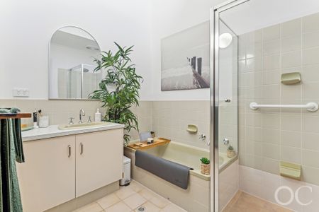 Open the Door to Family-Friendly Living in Aberfoyle Park - Photo 2