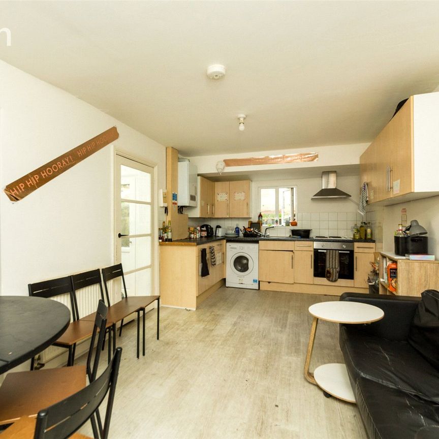 1 bedroom terraced house share to rent - Photo 1